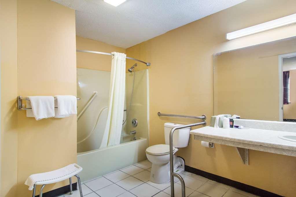 Americas Best Value Inn Ντάριεν Εξωτερικό φωτογραφία