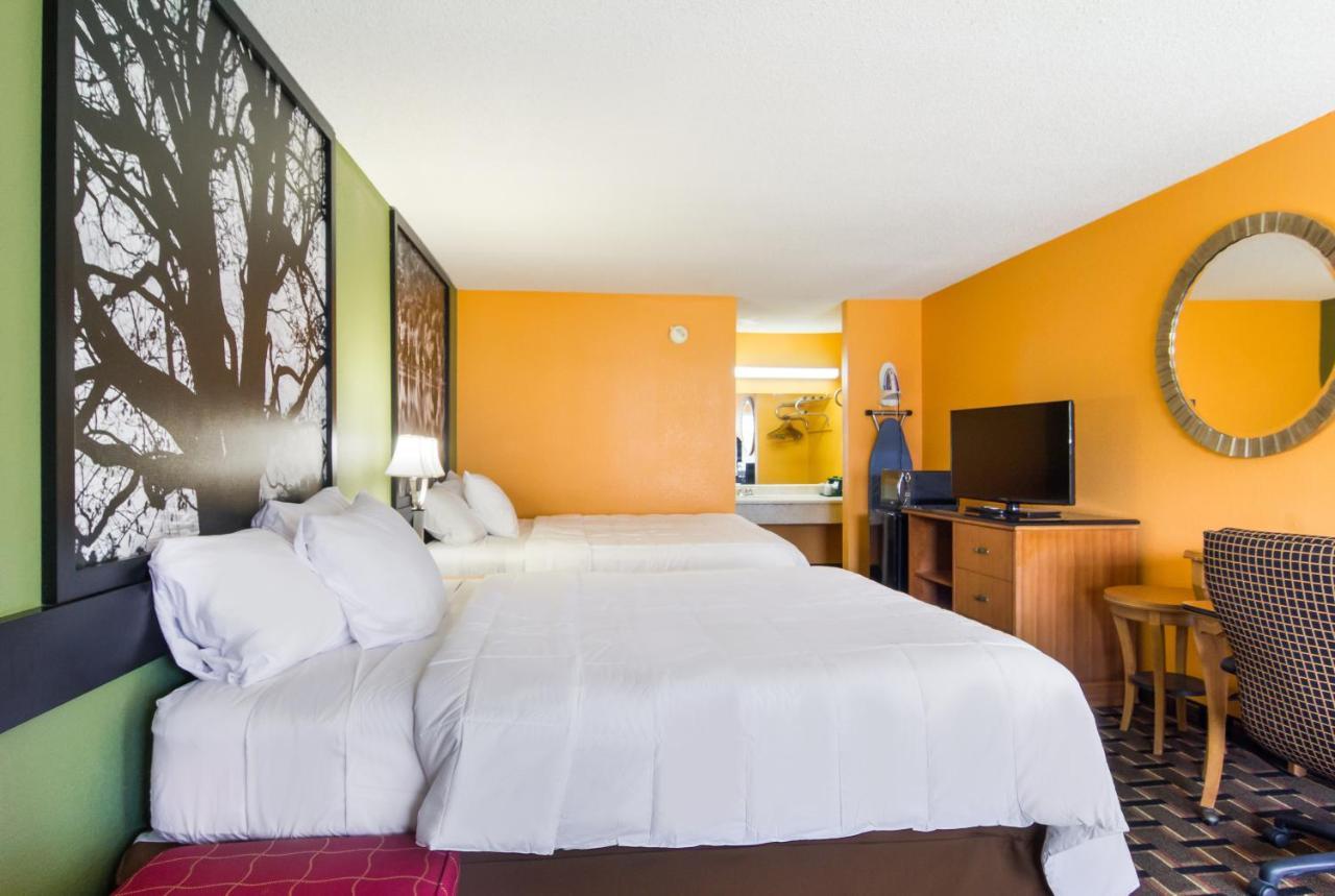Americas Best Value Inn Ντάριεν Εξωτερικό φωτογραφία