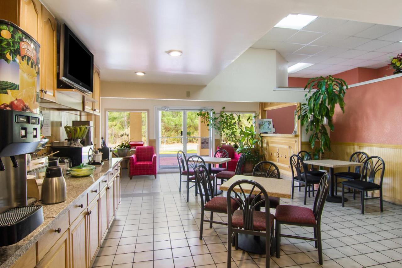 Americas Best Value Inn Ντάριεν Εξωτερικό φωτογραφία